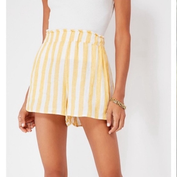 Trovata Pants - New!! Trovata Birds of Paradise Lucy Linen Shorts M